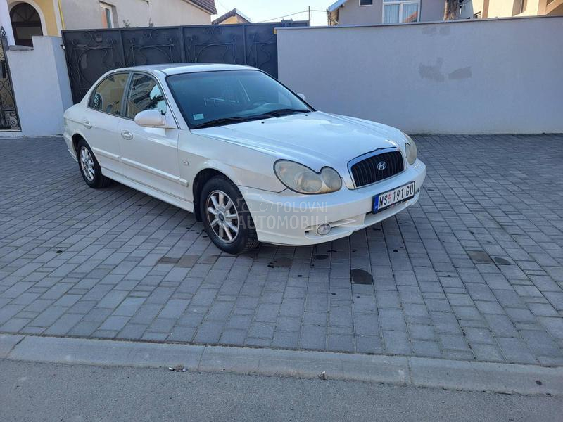 Hyundai Sonata 