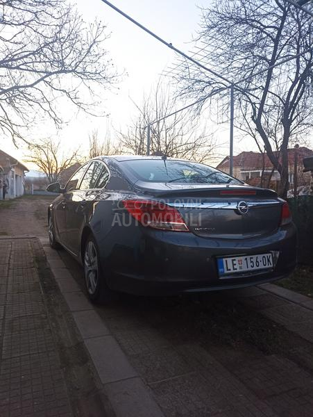 Opel Insignia 1.6tng