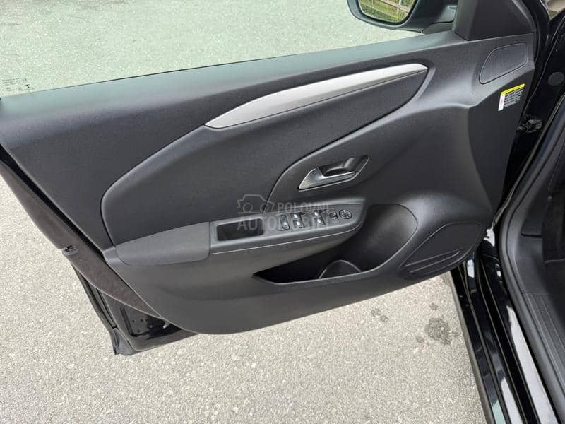Opel Corsa F 1.2 N.O.V 52000K.M