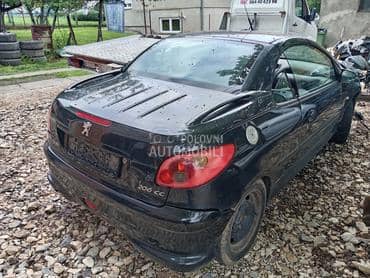 Peugeot 206 2003. god. -  kompletan auto u delovima