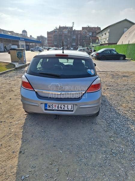 Opel Astra H 1.7 CDTI
