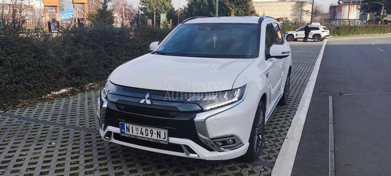 Mitsubishi Outlander PHEV