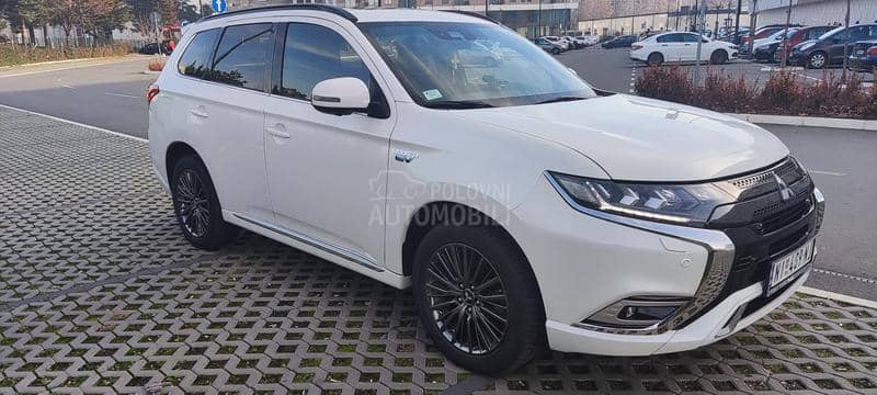 Mitsubishi Outlander PHEV