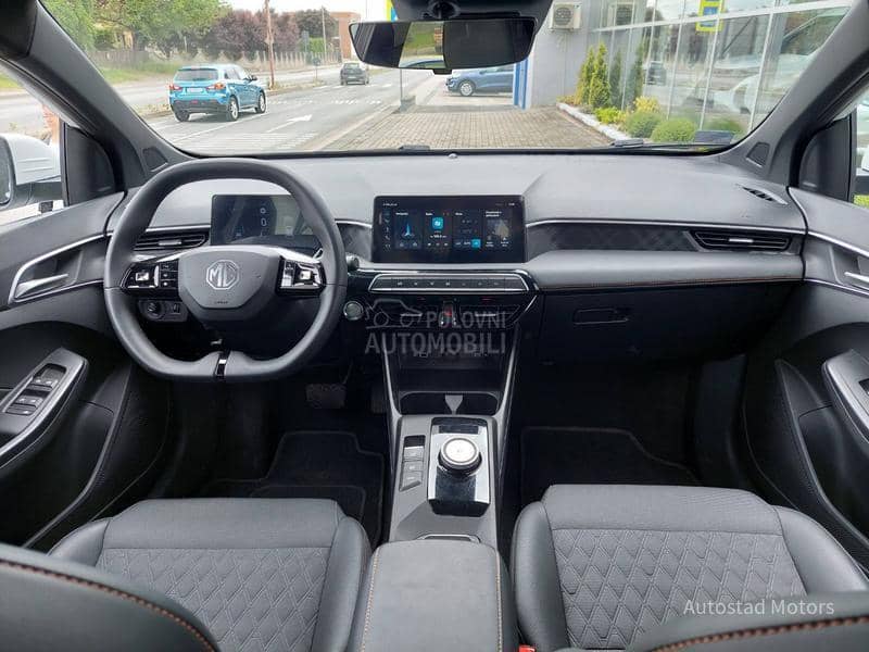 MG 3 Hybrid Luxury