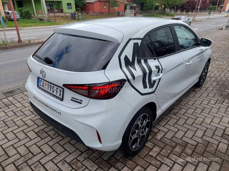 MG 3 Hybrid Luxury