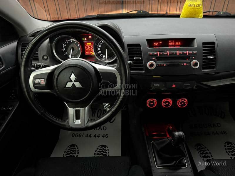 Mitsubishi Lancer EVOLUTION 2.0