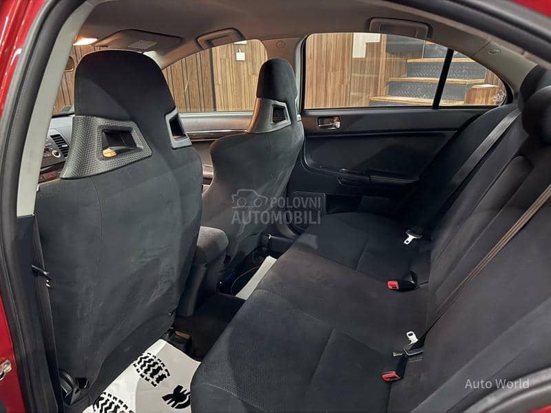 Mitsubishi Lancer EVOLUTION 2.0
