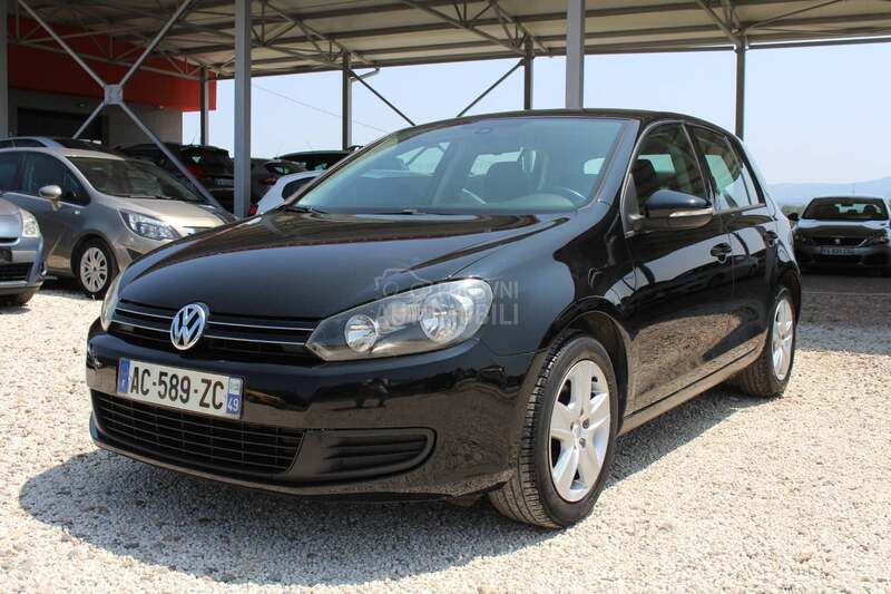 Volkswagen Golf 6 1.6 TDI CONFORTLINE