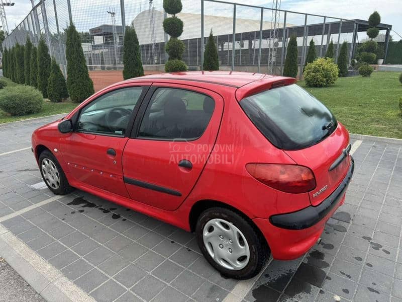 Peugeot 206 
