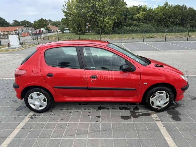 Peugeot 206 