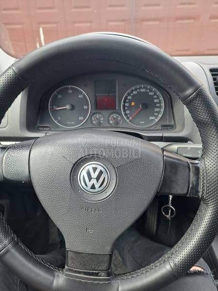 Volkswagen Golf 5 