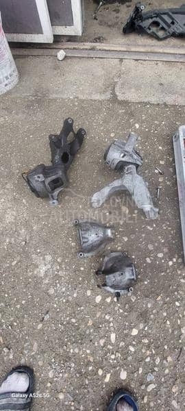 Nosaci motora 2.0 TDI