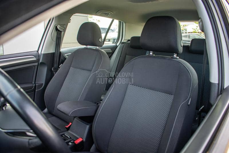 Volkswagen Golf 7 
