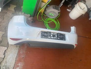 Branik za Volkswagen Golf 7 od 2014. do 2018. god.