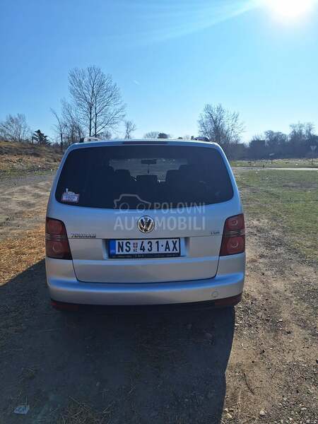 Volkswagen Touran 7 sedista 1.9