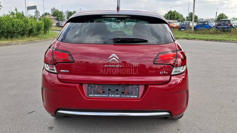 Citroen C4 PREMIUM NA VI