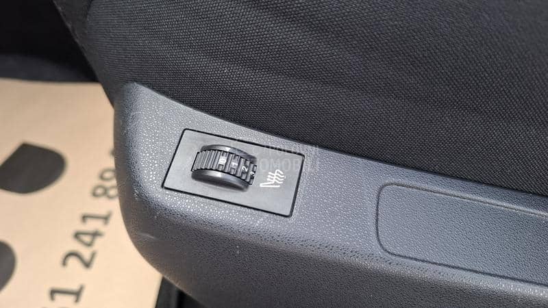 Citroen C4 PREMIUM NA VI