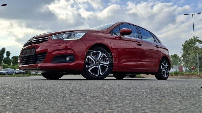 Citroen C4 PREMIUM NA VI