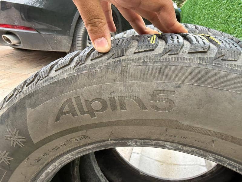 Michelin 215/65 R17 Zimska