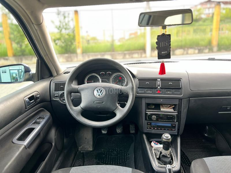 Volkswagen Golf 4 PACIFIC