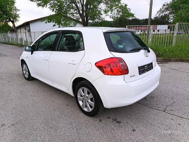 Toyota Auris 1.4 D-4D N A V I