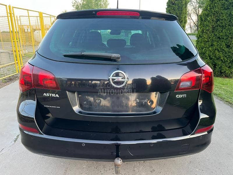 Opel Astra J 1.7 CDTI.