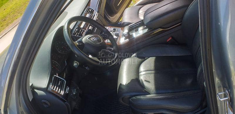 Audi A8 3.0