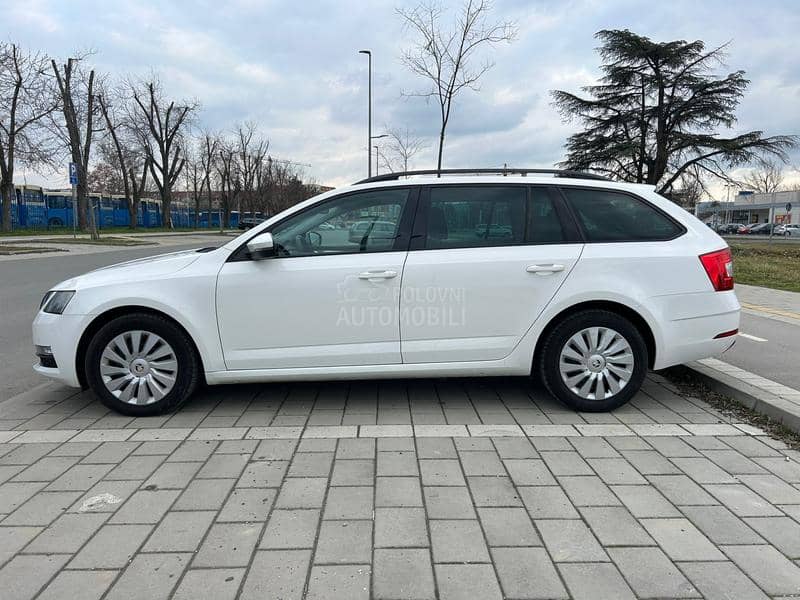 Škoda Octavia 1.6 TDi DSG CH