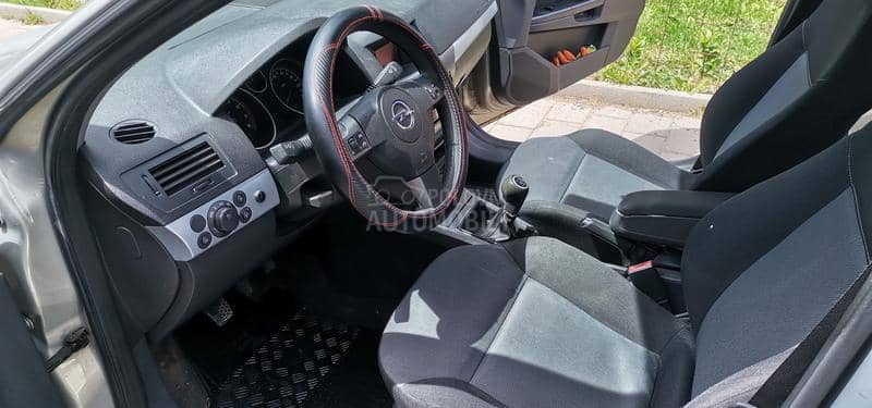 Opel Astra H 1.6 twinport