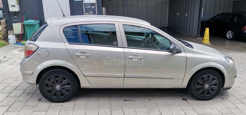 Opel Astra H 1.6 twinport