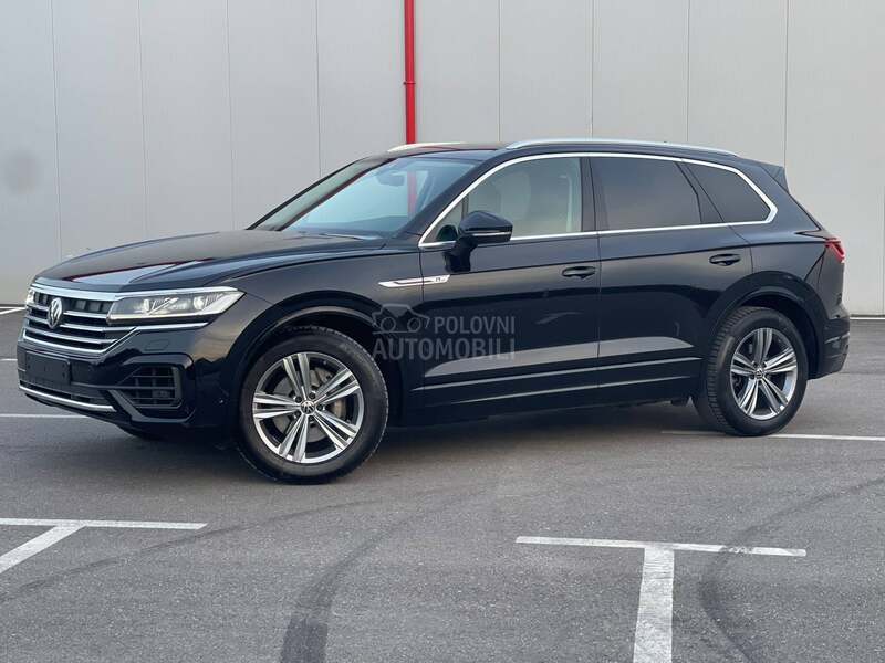 Volkswagen Touareg 3.0 tdi /R line /