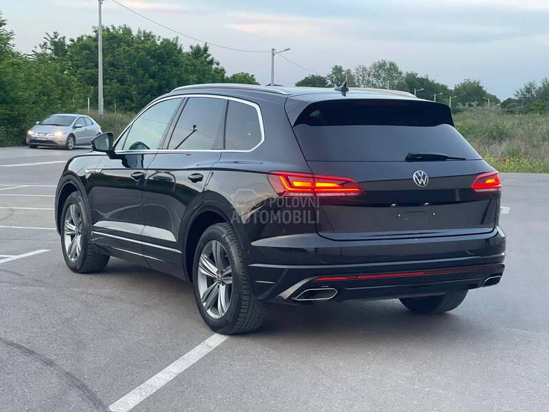 Volkswagen Touareg 3.0 tdi /R line /
