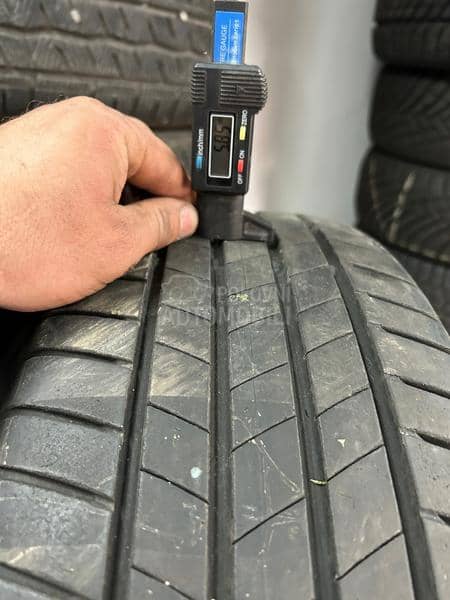 Bridgestone 215/60 R16 Letnja