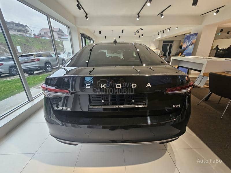 Škoda Superb L K