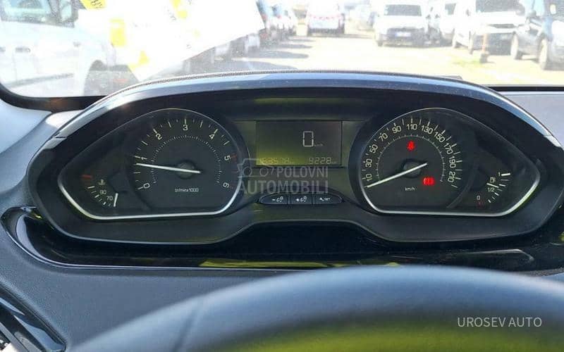 Peugeot 208 1.5 HDI 100 NAV