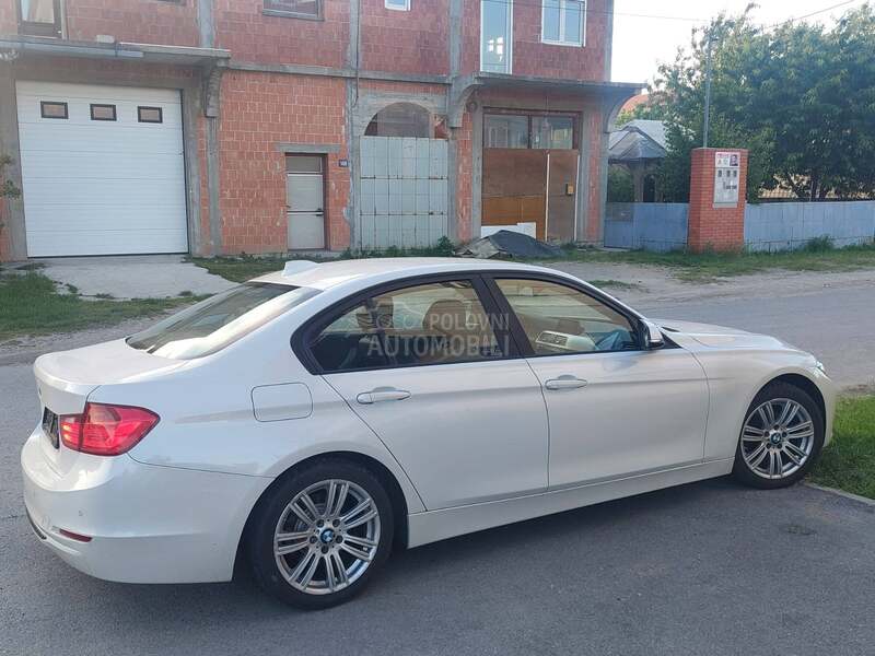 BMW 320 