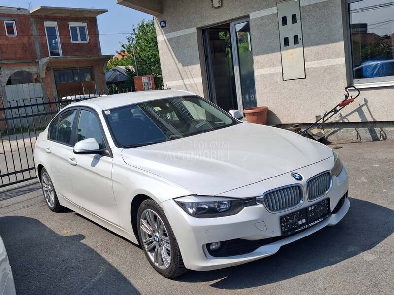 BMW 320 