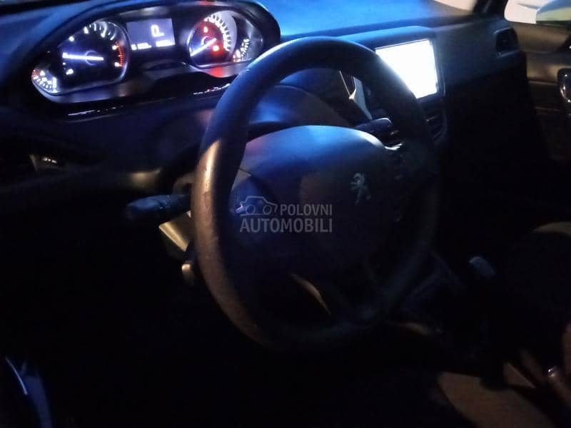 Peugeot 208 1.6hdi