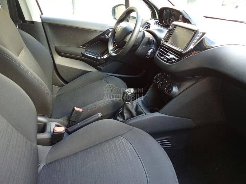 Peugeot 208 1.6hdi
