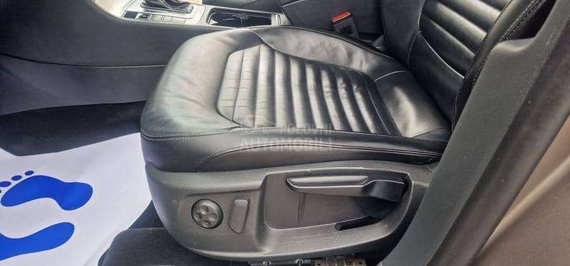 Volkswagen Passat B7 2.0Tdi HIGHLINE/DSG