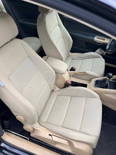 Volkswagen Golf 5 
