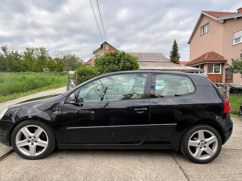 Volkswagen Golf 5 