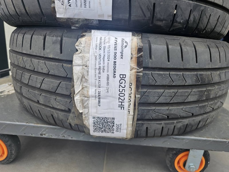 Hankook 215/65 R17 Letnja