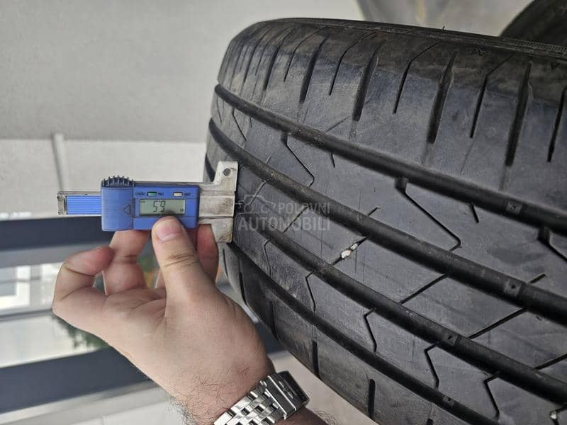 Hankook 215/65 R17 Letnja