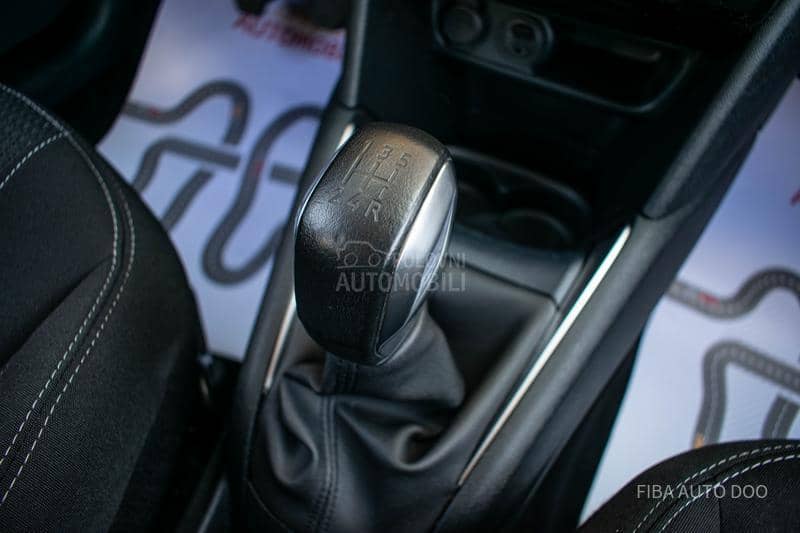 Peugeot 208 1.2Turbo Allure