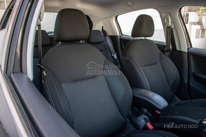 Peugeot 208 1.2Turbo Allure