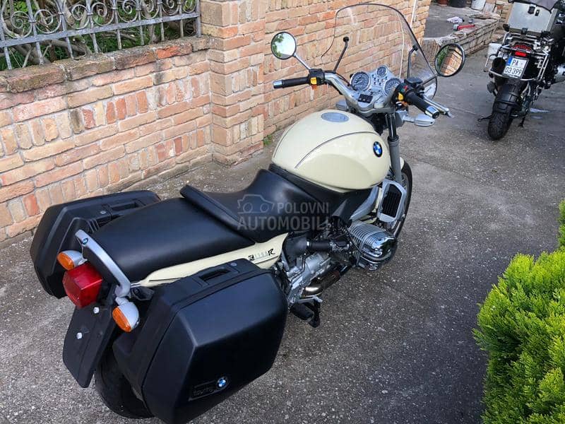 BMW r1100r