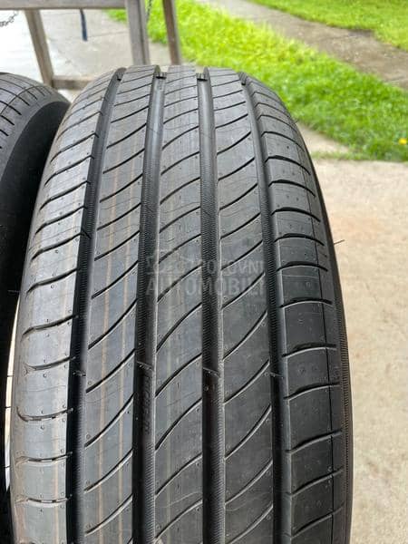Michelin 215/65 R17 Letnja