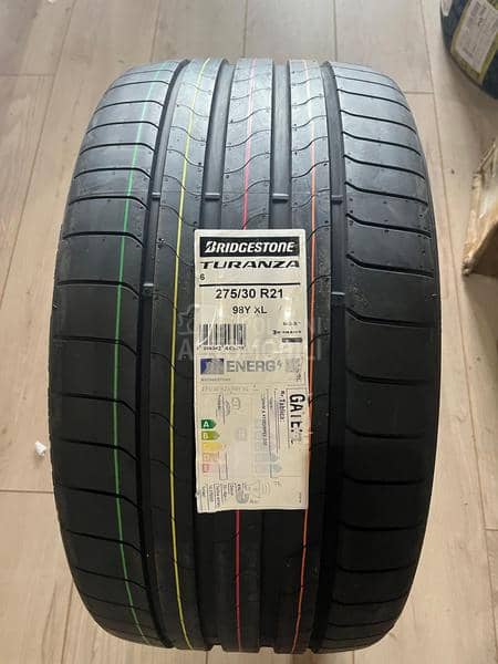 Bridgestone 275/30 R21 Letnja