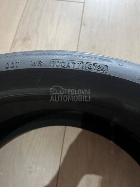 Bridgestone 275/30 R21 Letnja